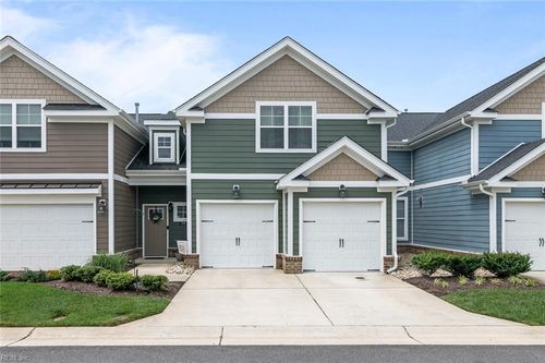 214 Retreat Dr, Suffolk, VA, 23435-1658 | Card Image