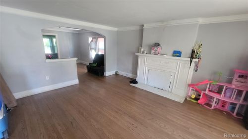 3281 Glendale St, Detroit, MI, 48238-3332 | Card Image