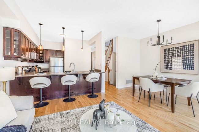 10 - 81 Valridge Dr, Condo with 3 bedrooms, 2 bathrooms and 1 parking in Ancaster ON | Image 7