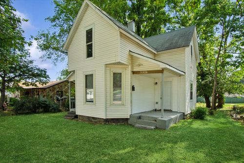 2326 N Prospect Ave, Springfield, MO, 65803-4154 | Card Image