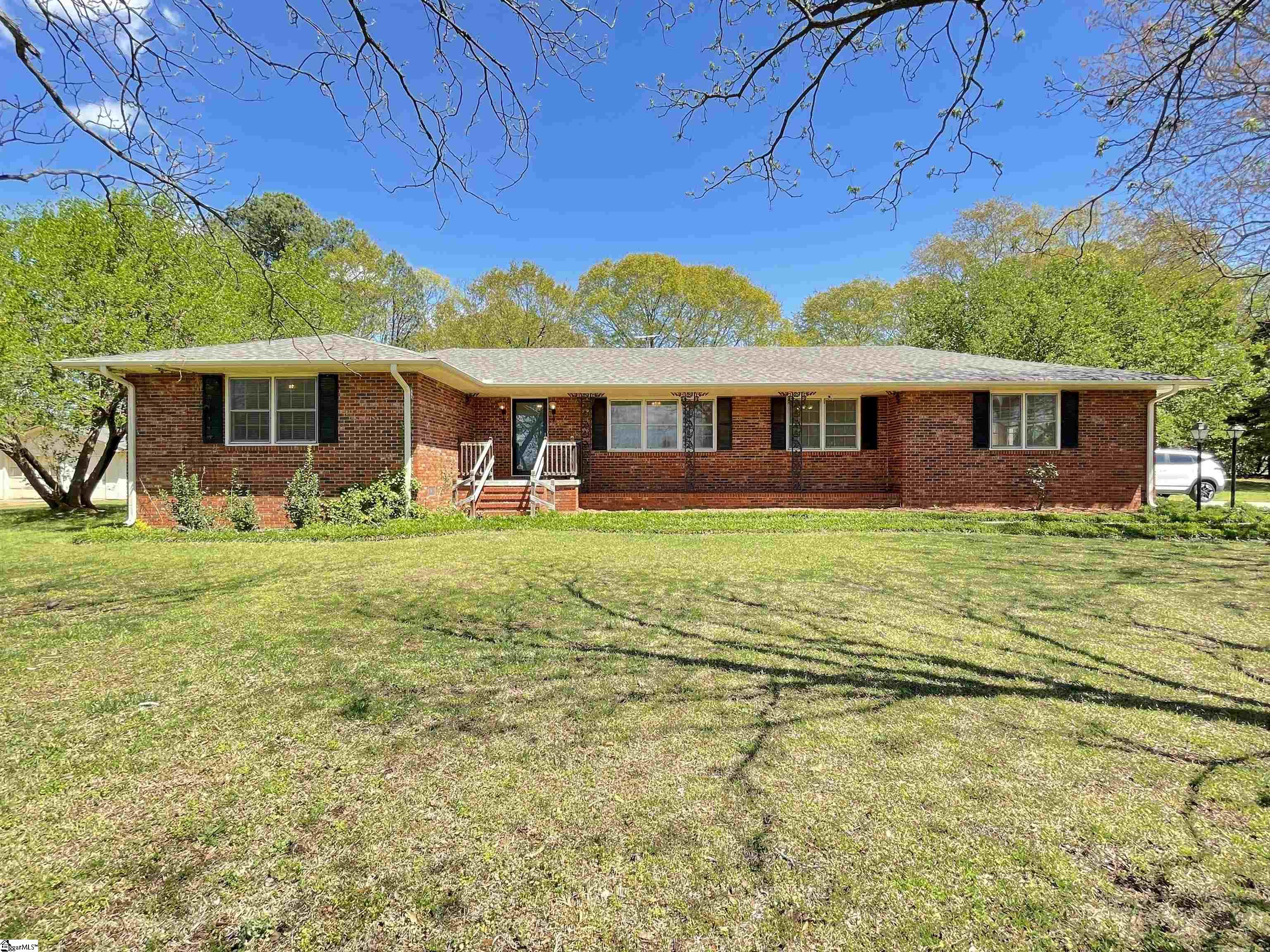 Parkwood Dr, Anderson, SC 29625
