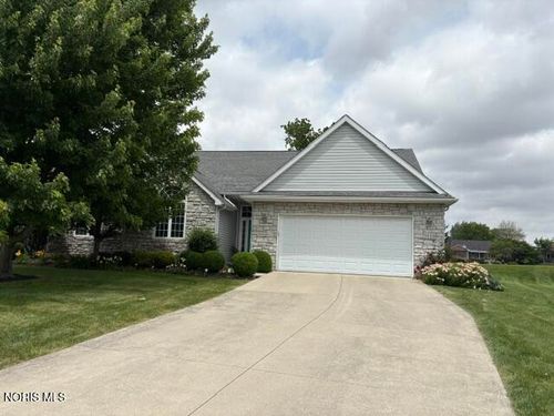 2120 Bluestone Dr, Findlay, OH, 45840-7335 | Card Image
