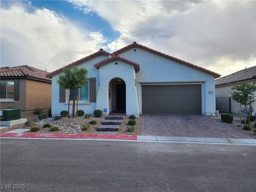 6556 Sandero Springs St, Las Vegas, NV, 89166-2015 | Card Image
