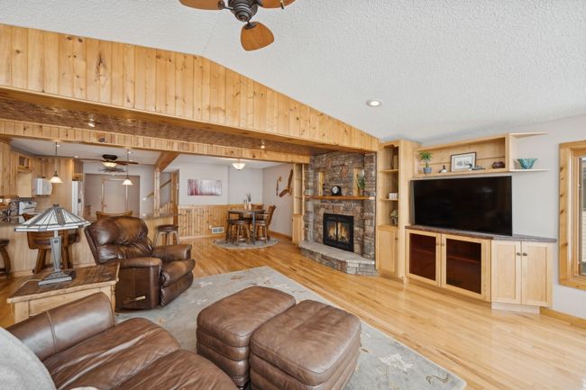 1867 Beach Dr Se, House other with 2 bedrooms, 2 bathrooms and null parking in Forest Lake MN | Image 21