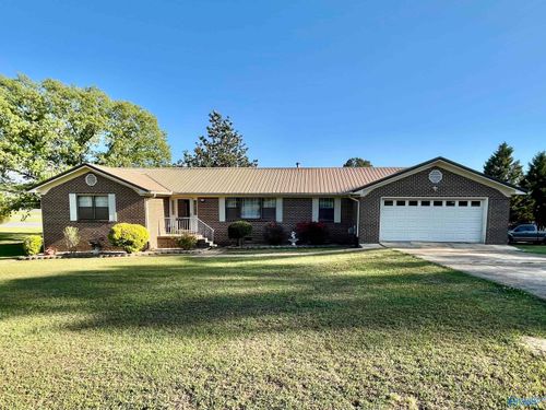 4691 Cornelia Dr, Hokes Bluff, AL, 35903-7404 | Card Image