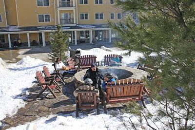 225/227 Qtr. I I Jackson Gore Inn, Condo with 2 bedrooms, 3 bathrooms and null parking in Ludlow VT | Image 2