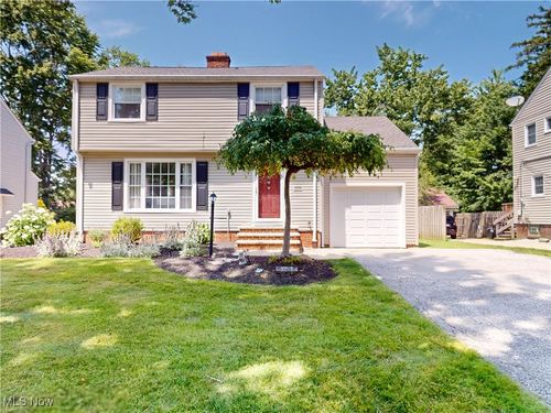 5135 Edenhurst Rd, Lyndhurst, OH, 44124-1216 | Card Image