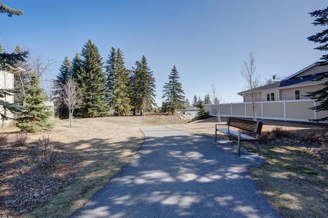143 Shawnee Manor Sw, Home with 2 bedrooms, 2 bathrooms and 4 parking in Calgary AB | Image 49