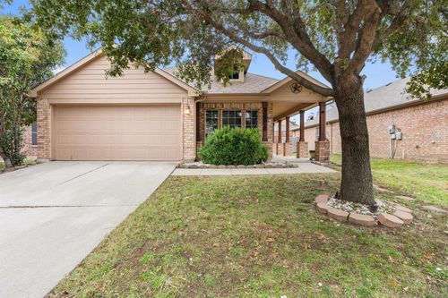 8636 Wagon Trail, Cross Roads, TX, 76227 | Card Image