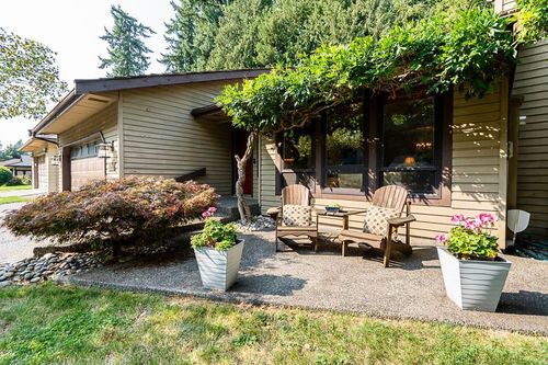 11943 Briarwood Pl, Delta, BC, V4E2X3 | Card Image