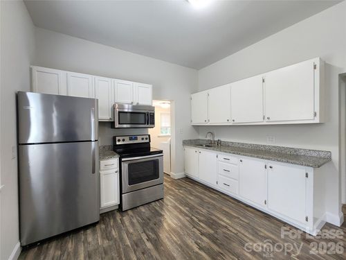 1421 Oakshade Ave, Kannapolis, NC, 28083-6038 | Card Image