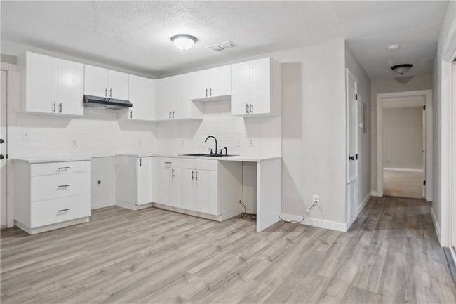 163 Windsor Dr, House other with 4 bedrooms, 2 bathrooms and 4 parking in Beeville TX | Image 6