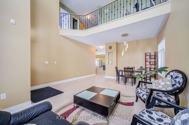 70 Russell Hill Rd, House other with 3 bedrooms, 3 bathrooms and 2 parking in Markham ON | Image 5