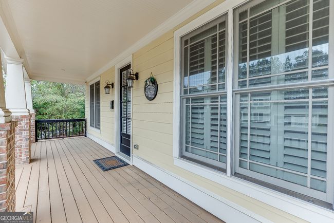7056 Dove Point Ln, House other with 4 bedrooms, 3 bathrooms and null parking in Hoschton GA | Image 5