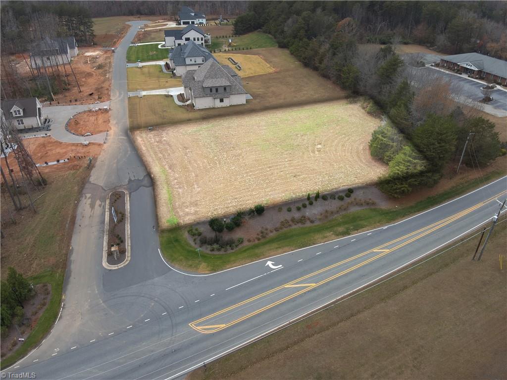 Land in Summerfield