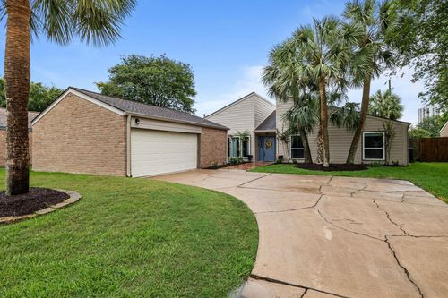 4322 Shady Springs Dr, Seabrook, TX, 77586-5025 | Card Image
