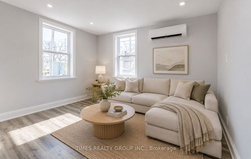5-1480 Dundas St E, Toronto, ON, M4M1S9 | Card Image