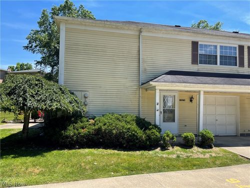 3676-13676 Oakbrook Dr, North Royalton, OH, 44133-4615 | Card Image
