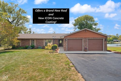 2207 W Robin Rd, Scottsburg, IN, 47170-6858 | Card Image