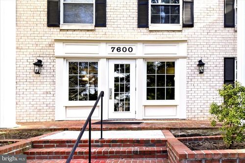 301-7600 Tremayne Pl, MCLEAN, VA, 22102-7601 | Card Image