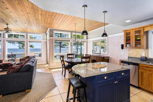 310-596 Larsmont Way, Two Harbors, MN, 55616-4045 | Card Image