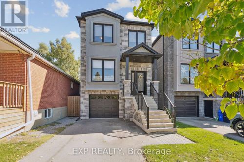 105 22nd St, Etobicoke, ON, M8V3M5 | Card Image