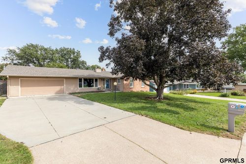 10320 Hilltop Rd, Omaha, NE, 68134-2923 | Card Image