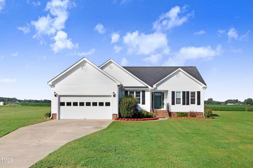 110 Summerdale Dr, Pikeville, NC, 27863-9765 | Card Image