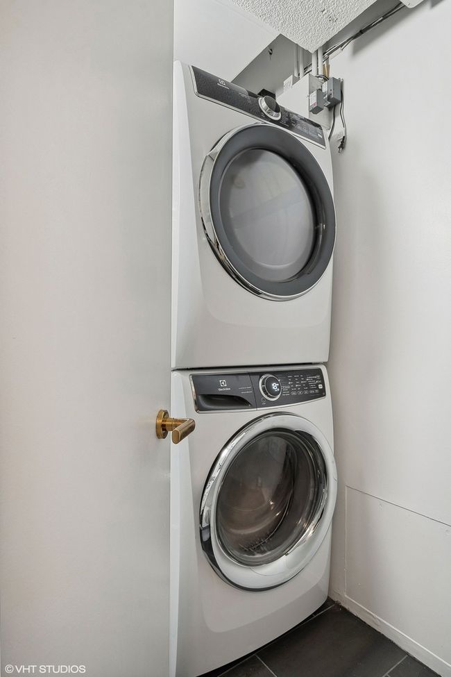 APT-5305 - 132 E Delaware Pl, Condo with 2 bedrooms, 2 bathrooms and 2 parking in Chicago IL | Image 16
