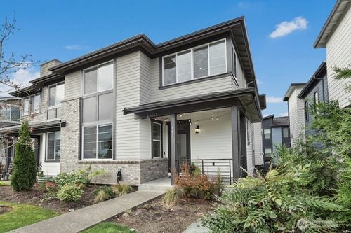 102-26637 Ne Boyd Way, Duvall, WA, 98019-8226 | Card Image