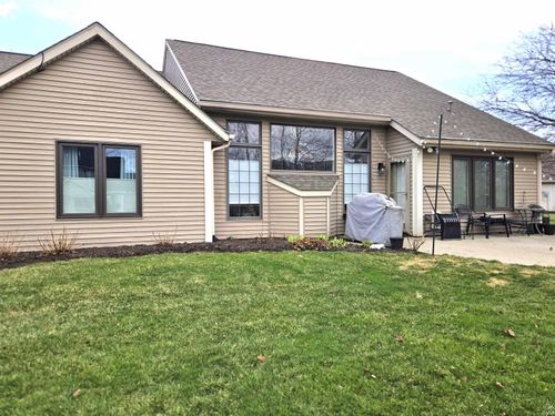 8136 Chardonnay Ln, Fort Wayne, IN, 46804-2792 | Card Image
