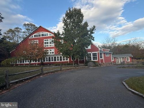 28-40 Conrow Rd, Delran, NJ, 08075-1720 | Card Image