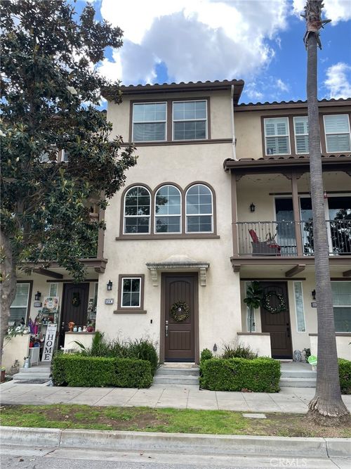 c-810 The Promenade, Azusa, CA, 91702-6825 | Card Image