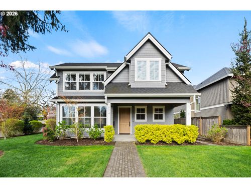 804 4th St, Lake Oswego, OR, 97034-2306 | Card Image