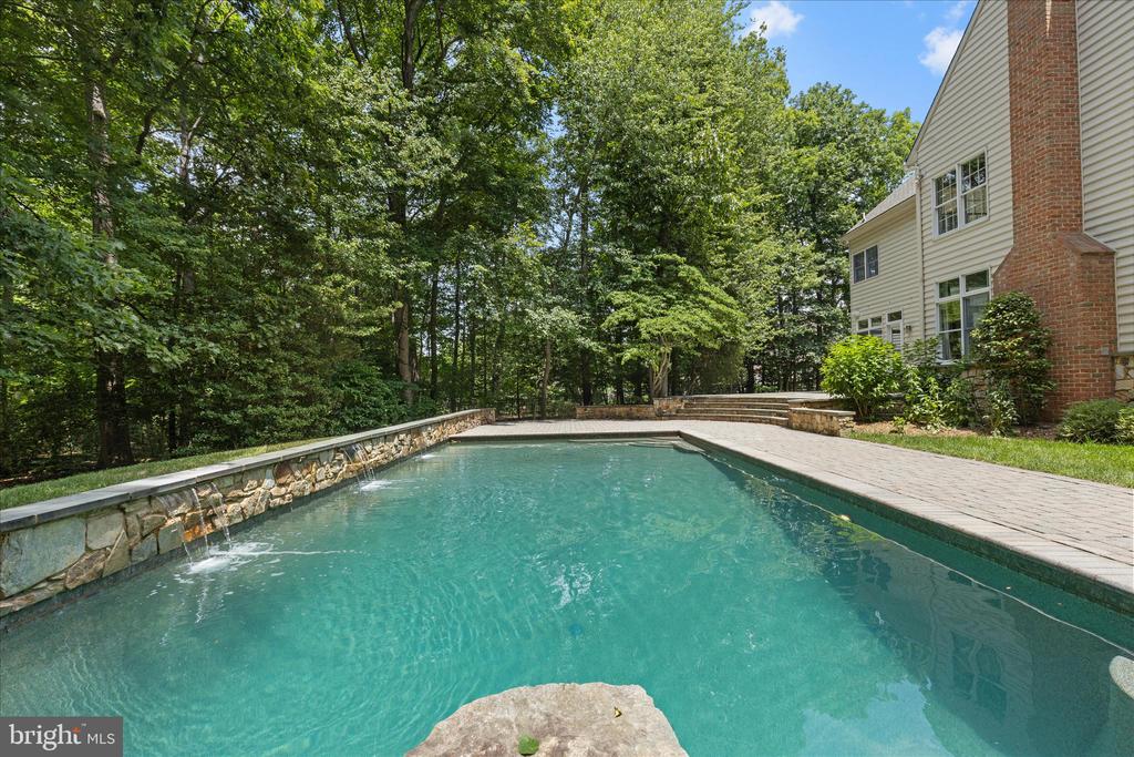 Residential in ANNAPOLIS 5