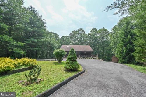300 Normas Way, MC HENRY, MD, 21541-1527 | Card Image