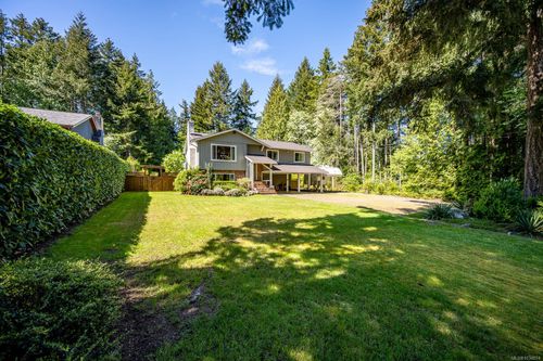 1023 Sylvan Rd, Comox, BC, V9M3Z1 | Card Image
