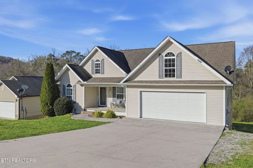 130 Flag Stone Way, Clinton, TN, 37716-7219 | Card Image