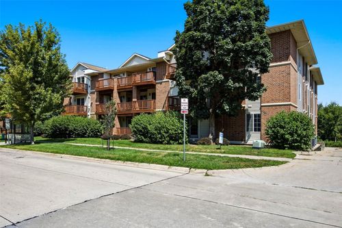 450 Westside Drive, Iowa City, IA, 52246 | Card Image
