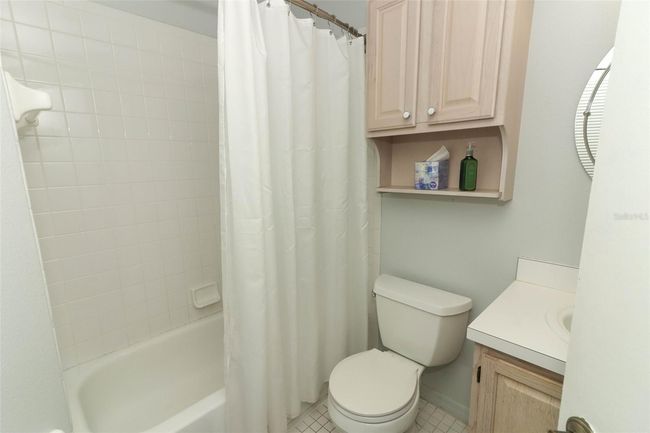 Bathroom | Image 21