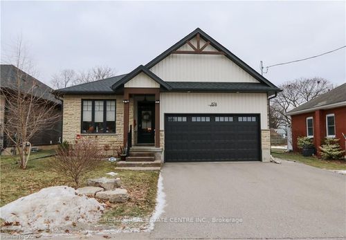 87a Abigail Ave, Brantford, ON, N3R4S4 | Card Image