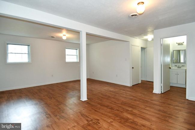 327 W 9 Th St, Townhouse with 3 bedrooms, 2 bathrooms and null parking in FRONT ROYAL VA | Image 13