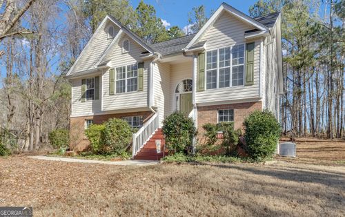 45 Ashley Woods Dr, Newnan, GA, 30263-5462 | Card Image