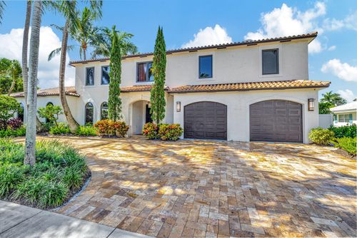 832 Sw 34th Ave, Boynton Beach, FL, 33435-8508 | Card Image