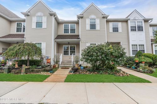 4008 Corral Ct, Freehold, NJ, 07728-9132 | Card Image