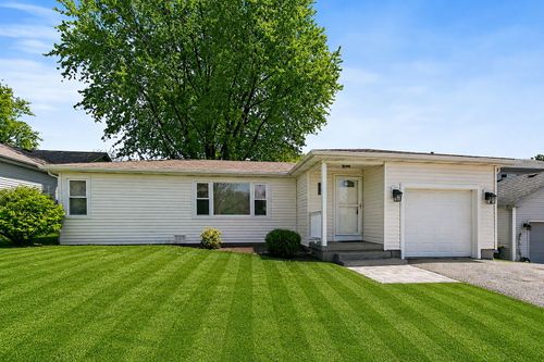378 Council Trl, Lake In The Hills, IL, 60156-1507 | Card Image