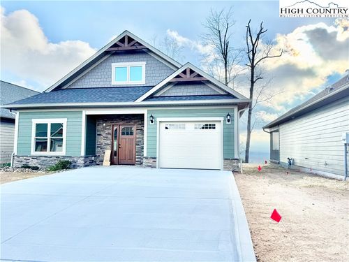 1387 River Club Rdg, Lenoir, NC, 28645-7090 | Card Image