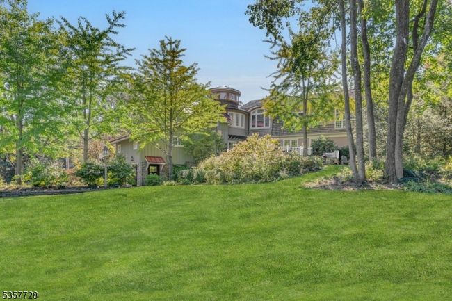 26 Wyndehurst Dr, House other with 6 bedrooms, 5 bathrooms and null parking in Madison NJ | Image 49
