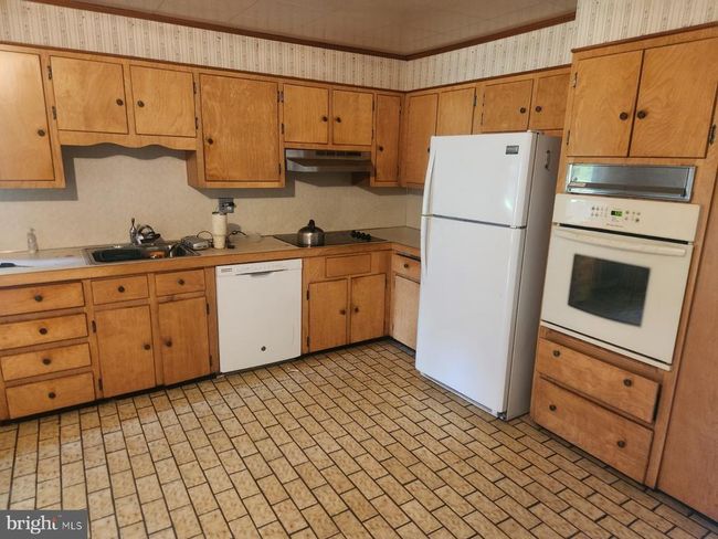 1410 Limekiln Pike, House other with 4 bedrooms, 2 bathrooms and null parking in Dresher PA | Image 20