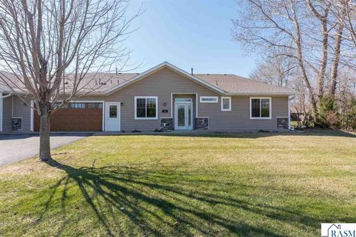 725 Augusta Drive, Mankato, MN, 56001 | Card Image